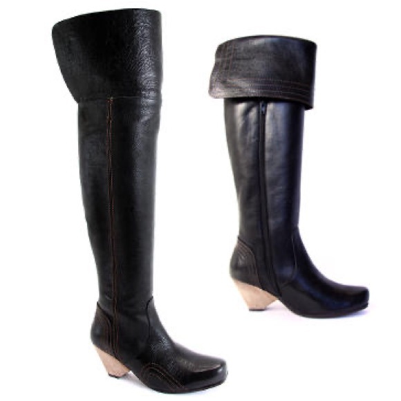 Ruby Creek Fluevog Boots - size 7 - Picture 1 of 9